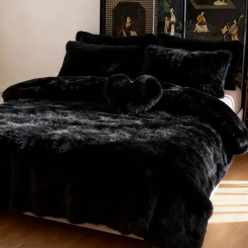 4-Piece Pink Plush Duvet Cover Set – Faux Fur, Heart Pillow