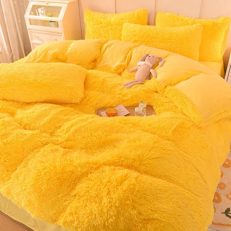 4-Piece Pink Plush Duvet Cover Set – Faux Fur, Heart Pillow