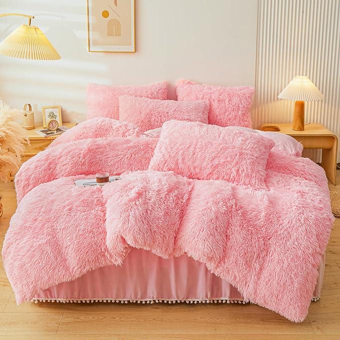 4-Piece Pink Plush Duvet Cover Set – Faux Fur, Heart Pillow